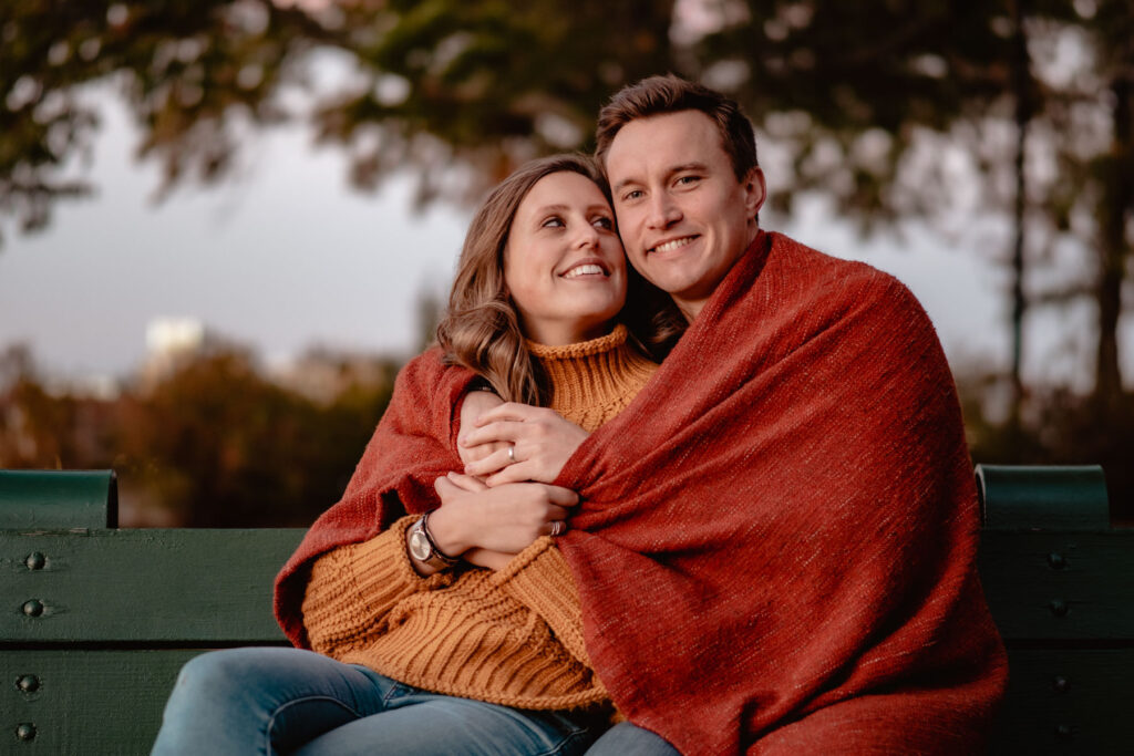 Séance photo couple à l'automne