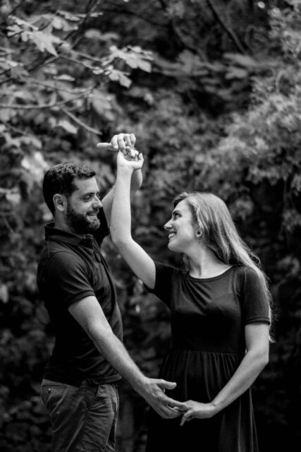 Séance photo couple nature à Montpellier.