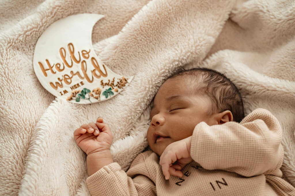 Photographe shooting photo nouveau-né montpellier