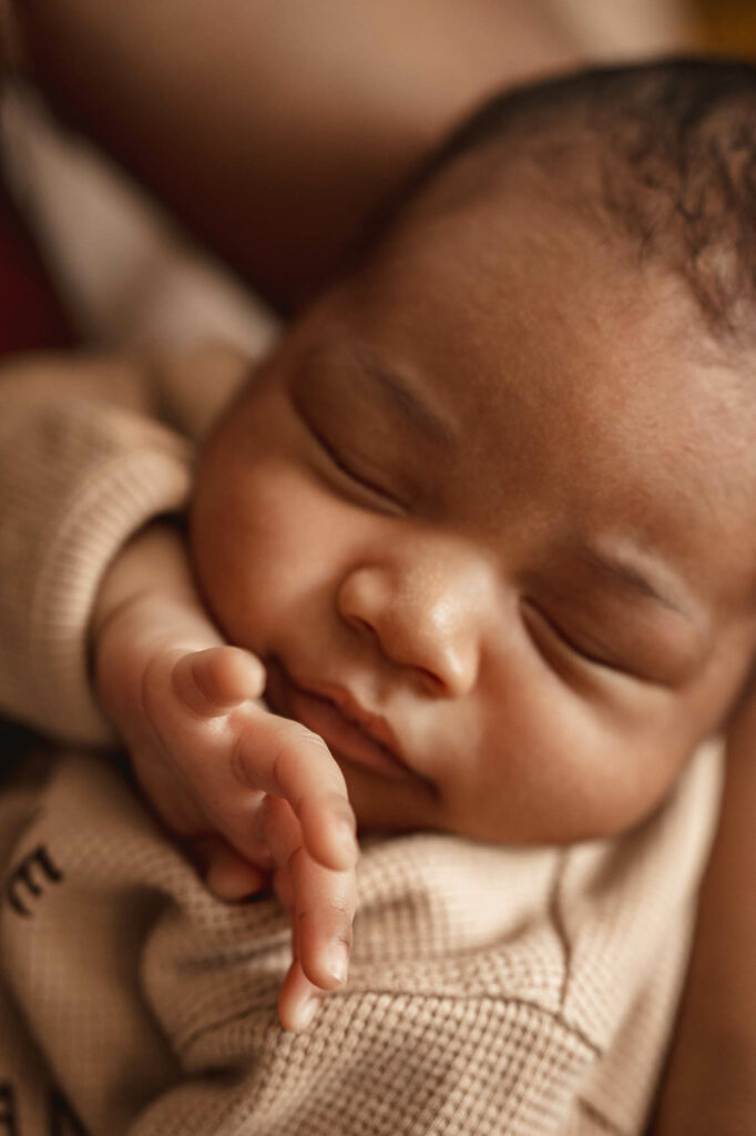 Photographe shooting photo nouveau-né montpellier