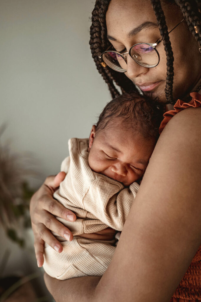 Photographe shooting photo nouveau-né montpellier