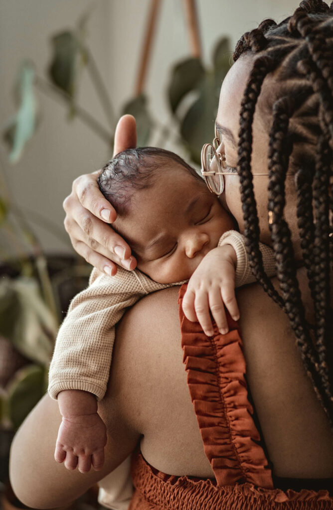 Photographe shooting photo nouveau-né montpellier