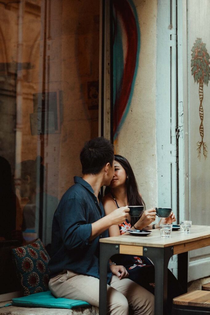 séance photo couple montpellier centre historique