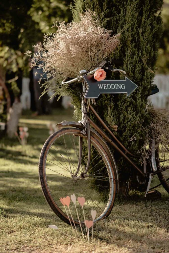 Mariage retro à Narbonne.