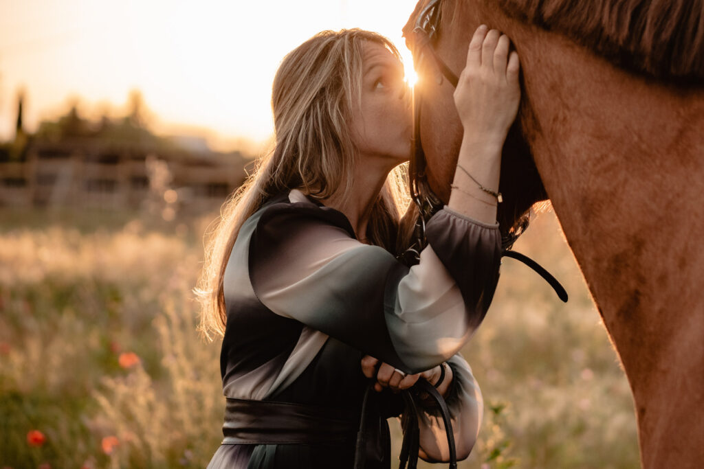 Séance photographe portrait avec cheval