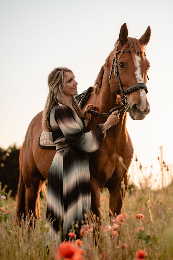 Séance photographe portrait avec cheval