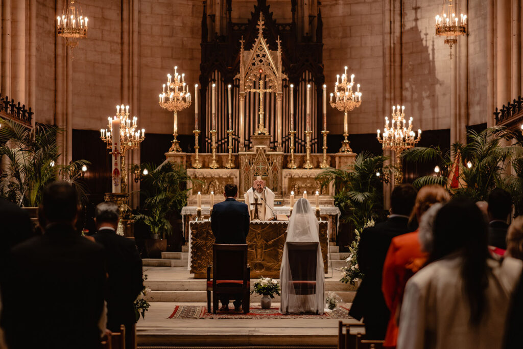 Mariage romantique au Château Hermitage de Combas
