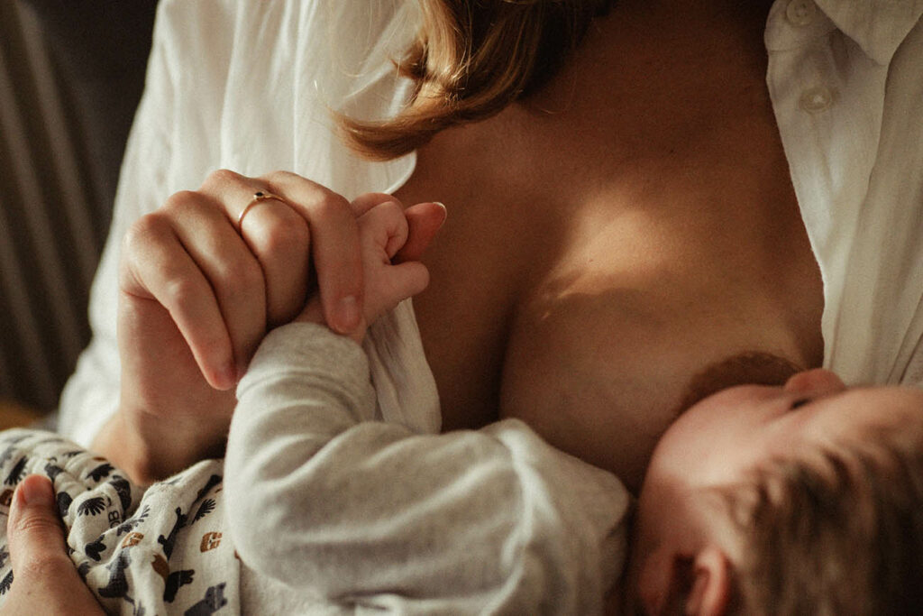photographe allaitement nouveau-né montpellier
