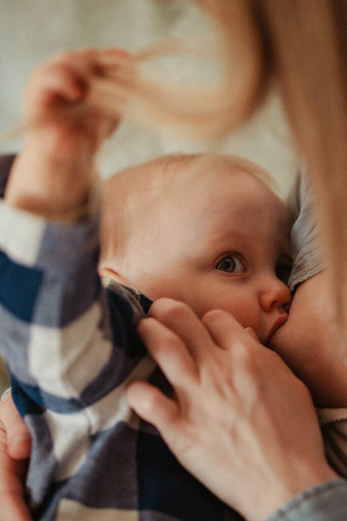 photographe allaitement nouveau-né montpellier