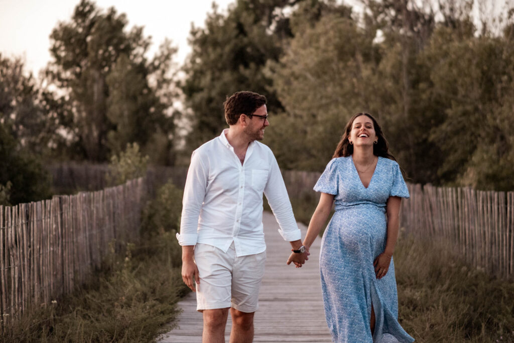 séance grossesse à la plage du petit travers