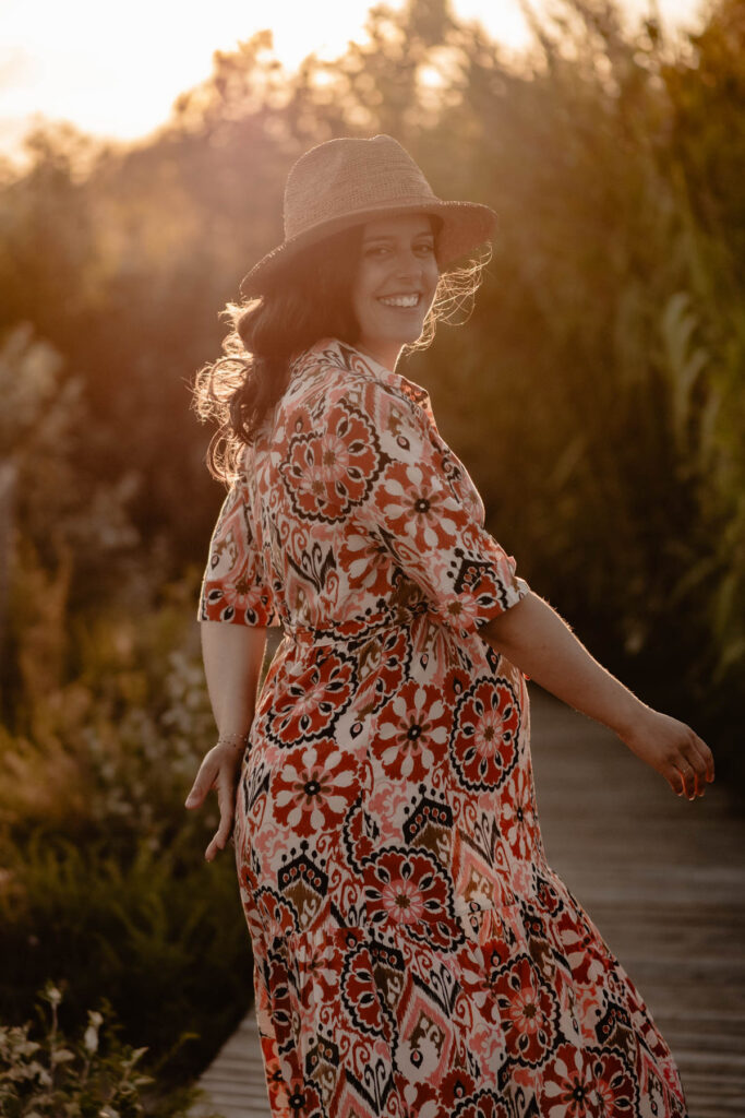 séance grossesse à la plage du petit travers