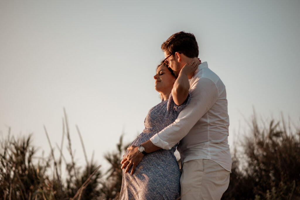 séance grossesse à la plage du petit travers