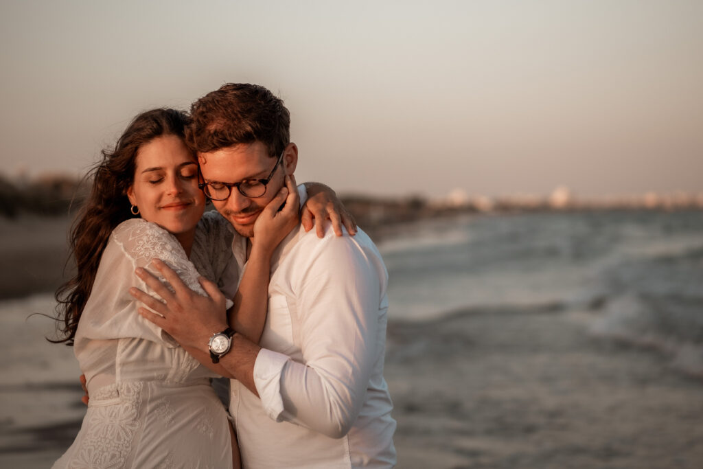 séance grossesse à la plage du petit travers