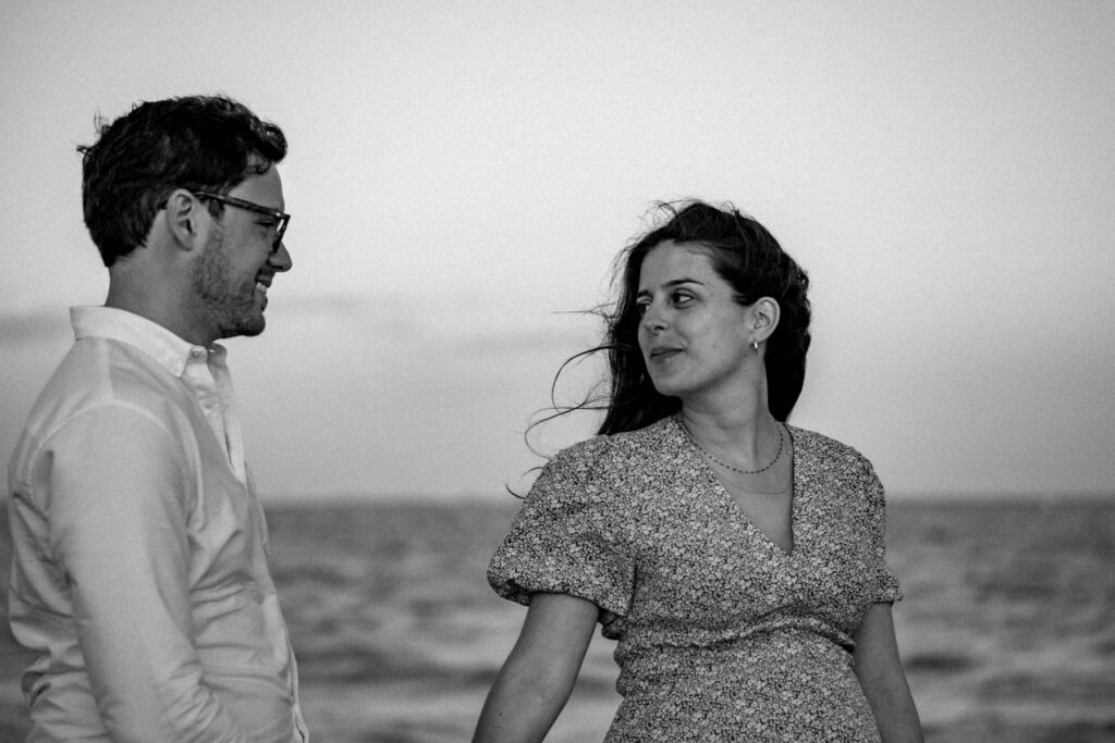 séance grossesse à la plage du petit travers