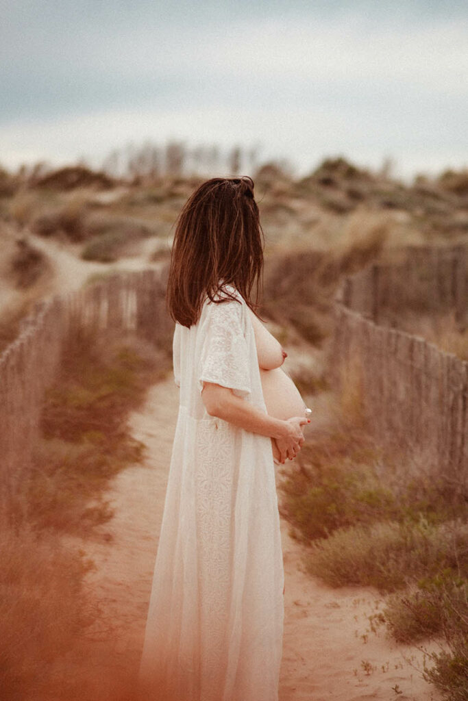séance grossesse intimiste plage montpellier