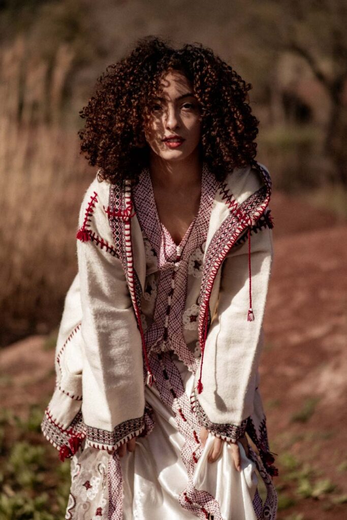 elopement boho hippie western au lac du salagou