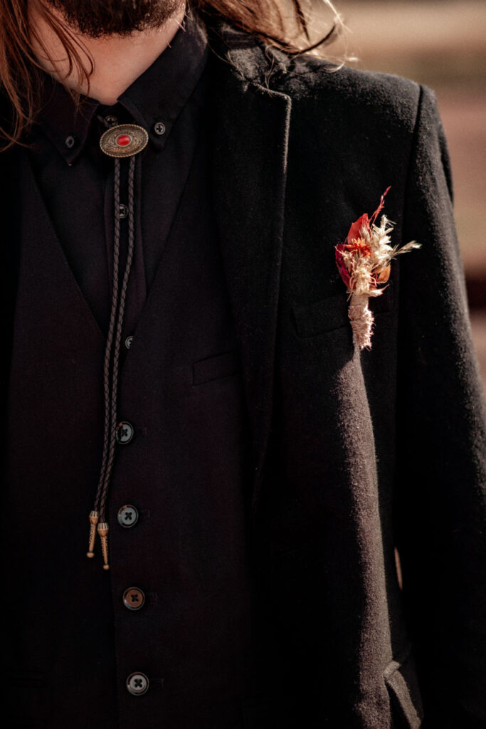 elopement boho hippie western au lac du salagou