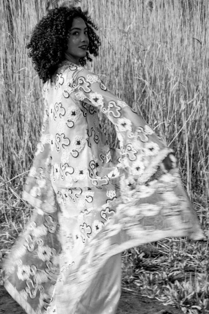 elopement boho hippie western au lac du salagou
