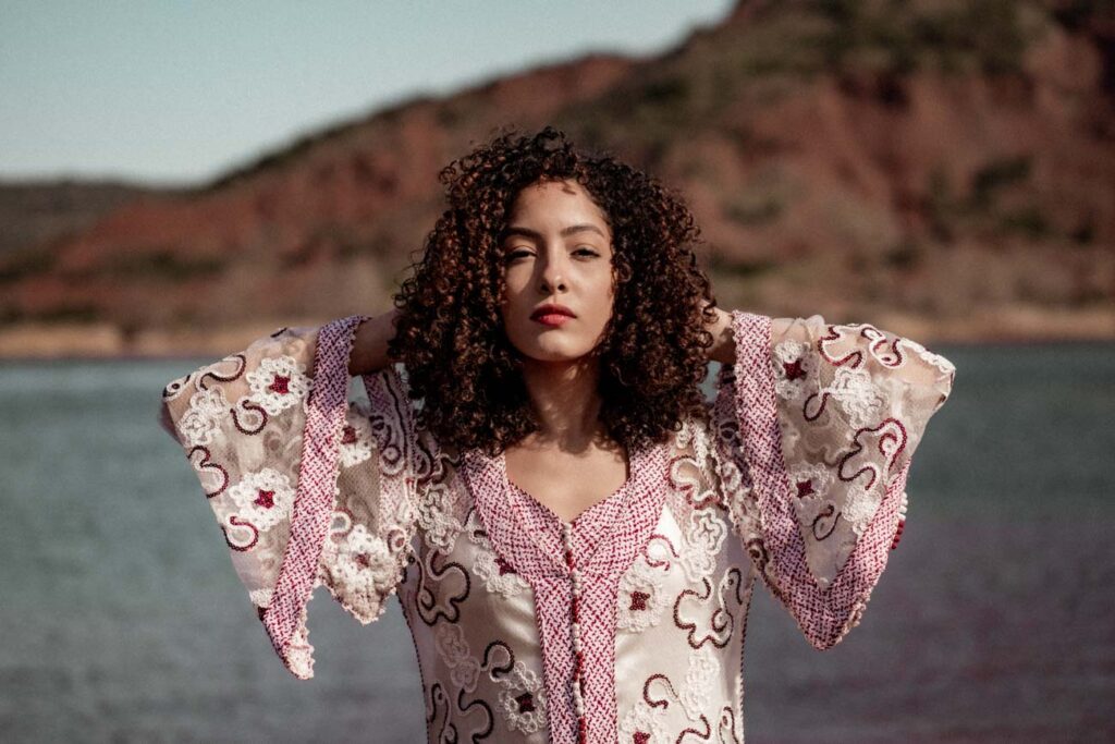 elopement boho hippie western au lac du salagou
