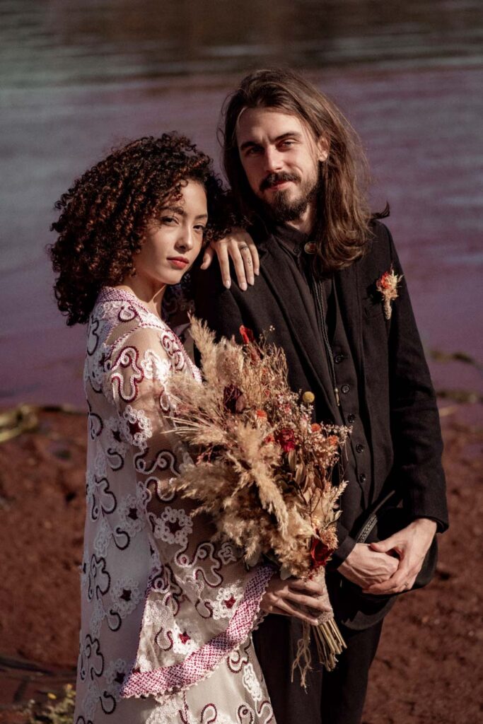 elopement boho hippie western au lac du salagou