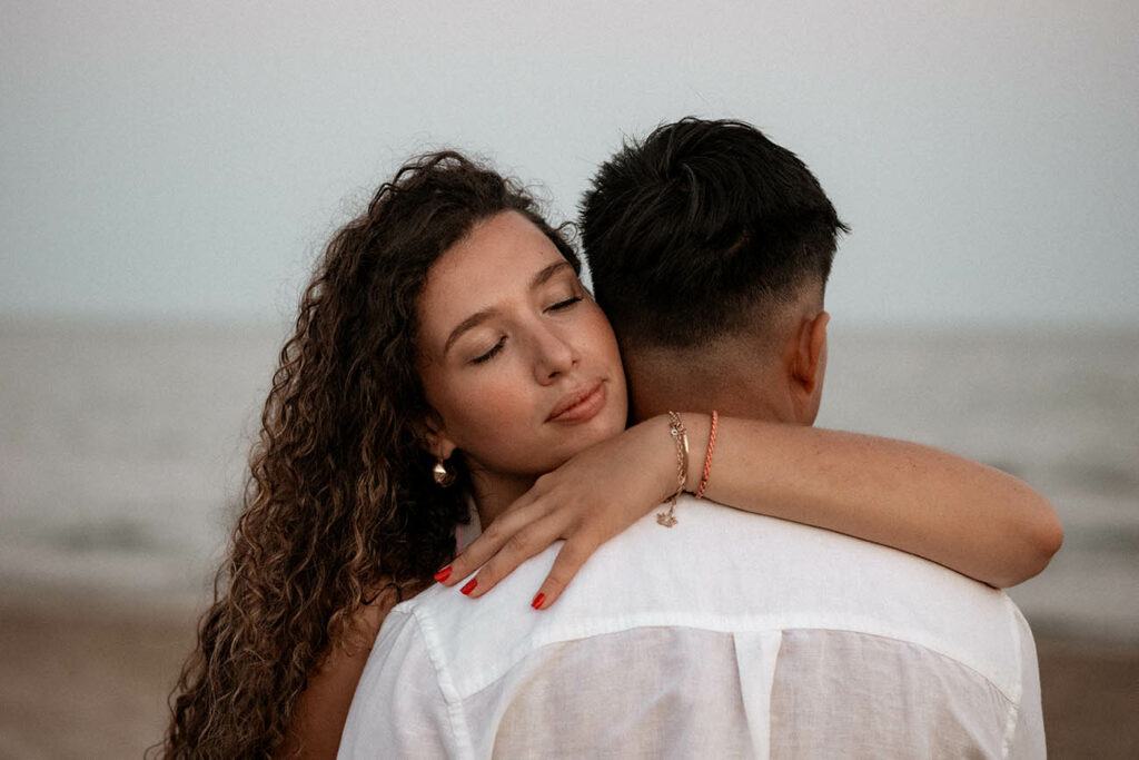 photographe couple plage montpellier