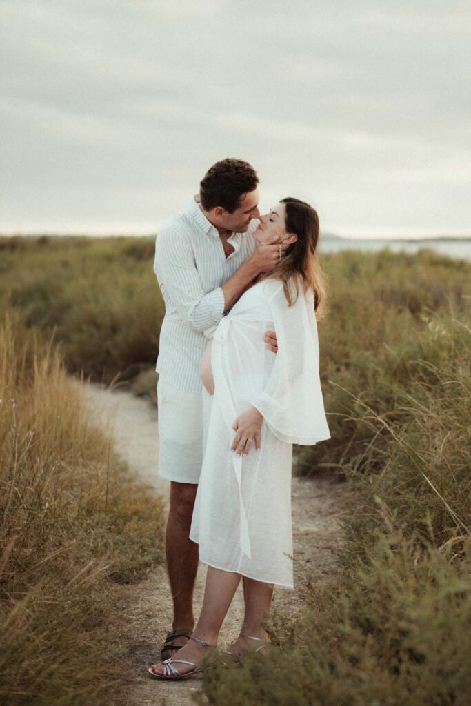 séance photo grossesse villeneuve les maguelone